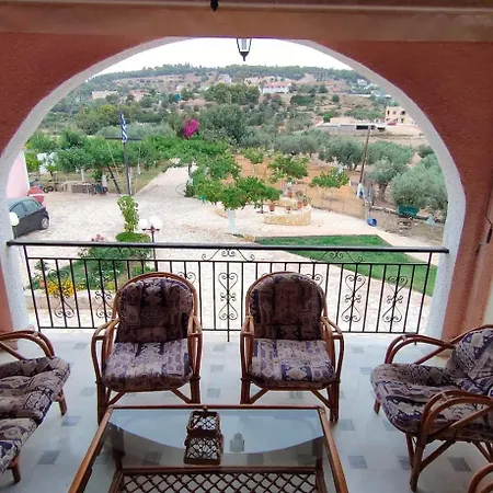Holiday home Dimelia Heaven Farm House In *